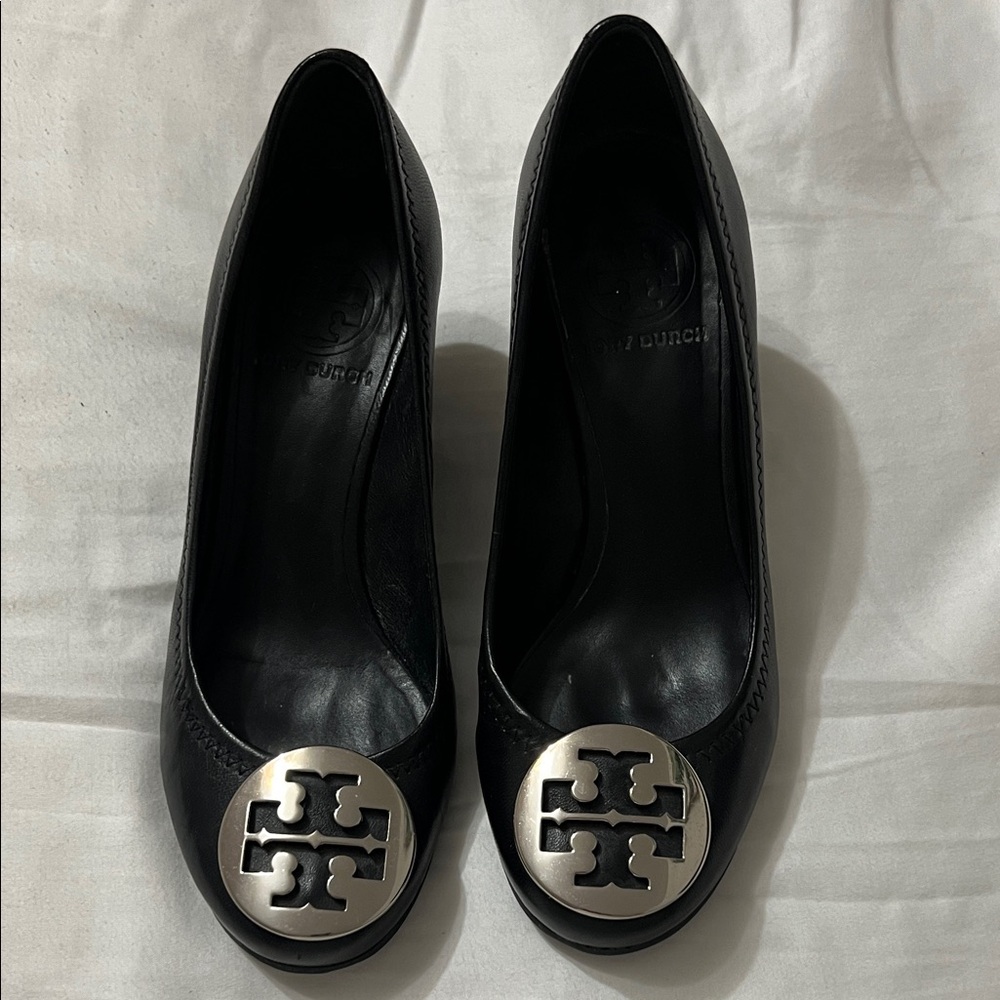 Tory Burch Black wedges with Silver Logo